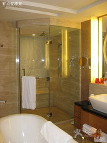 蘇州萬(wàn)豪酒店 寬敞還能坐坐的淋浴房圖片 蘇州酒店